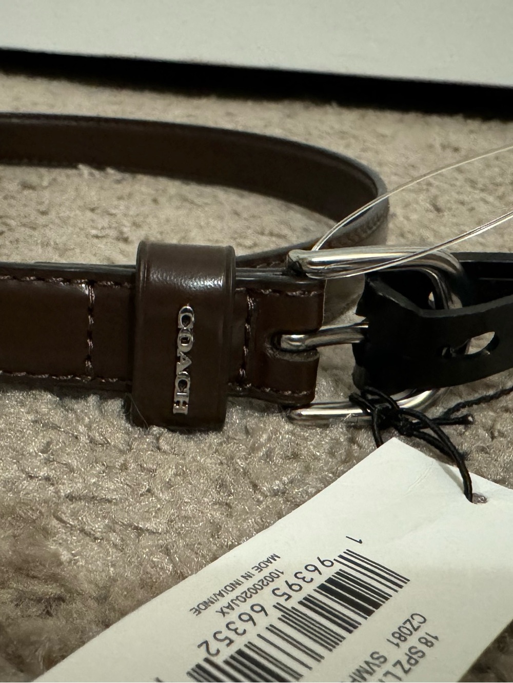 Pretty Coach sixe XS chocolate brown leather adjustable belt women new - Picture 3 of 4
